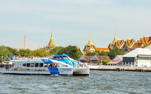 Hop-On Hop-Off Chao Phraya River Cruise Package, Bangkok