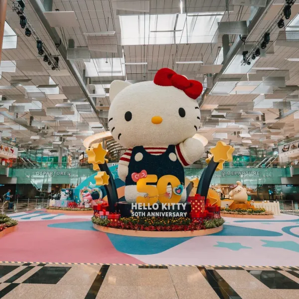9 Changi Festive Village x Hello Kitty