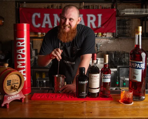 Negroni Week Fussball for a Cause at Shady Acres