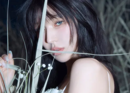 Red Velvet’s Wendy Announces Dates for her First World Tour “W:EALIVE”