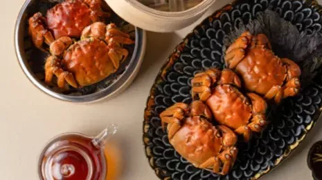 CRAB X SEAFOOD INDULGENCE BUFFET