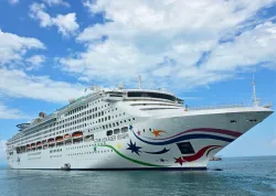 The Beat Stays: Star Cruises’ Inaugural Hong Kong Voyage