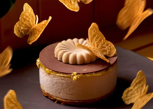 Elephant Grounds Debuts Golden Zest Ice Cream Sandwich