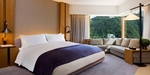 Enjoy up to 25% Off at The Upper House
