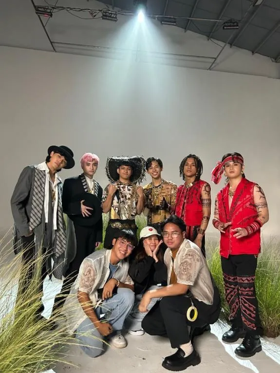 On the set of Alamat’s Dagundong music video shoot