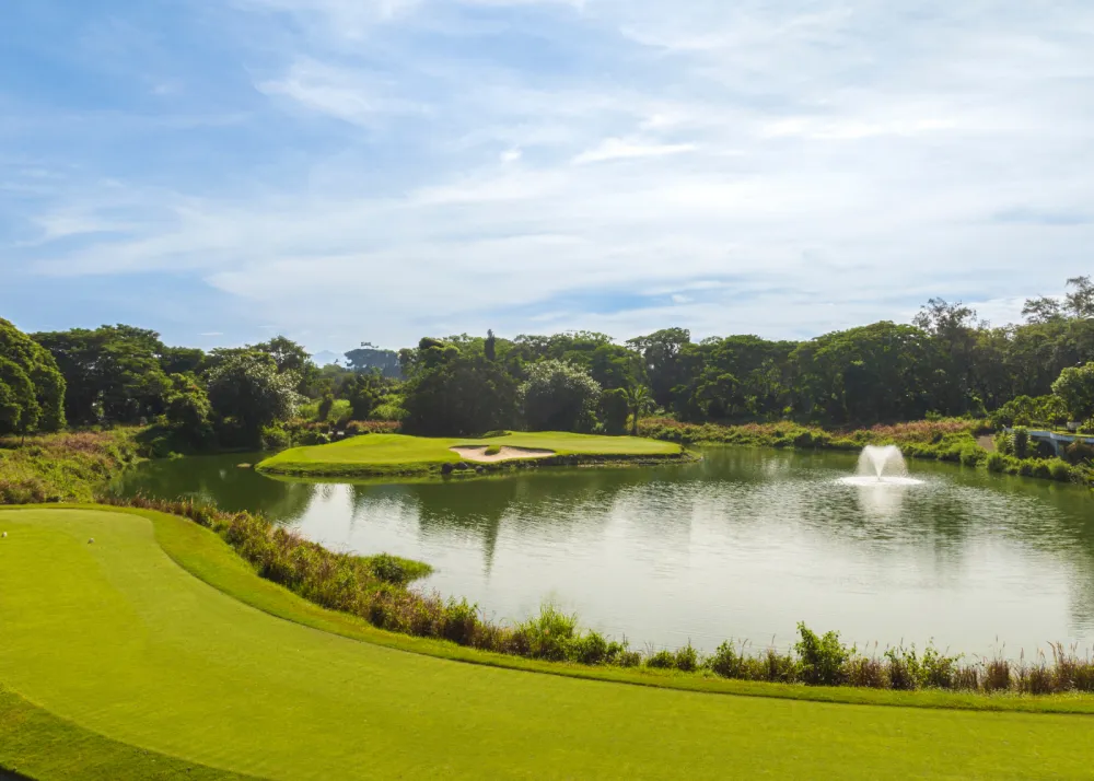 A dayview of the Mimosa Plus Golf Course Mountainview Course