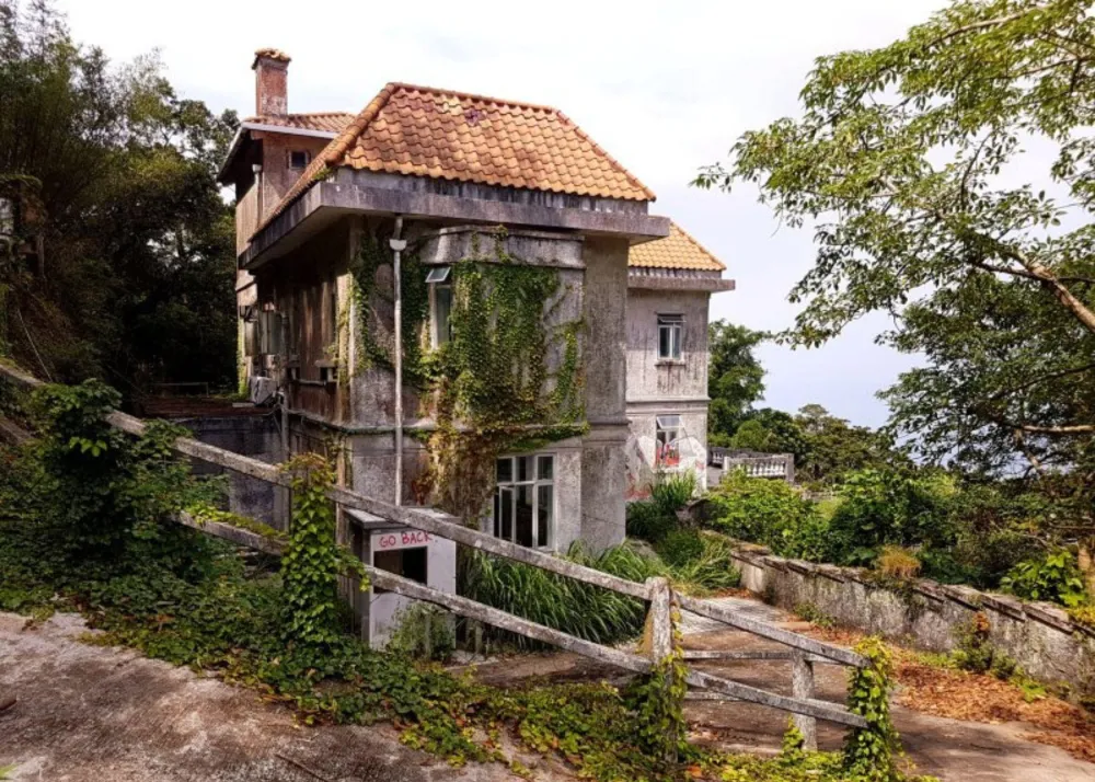 Dragon Lodge