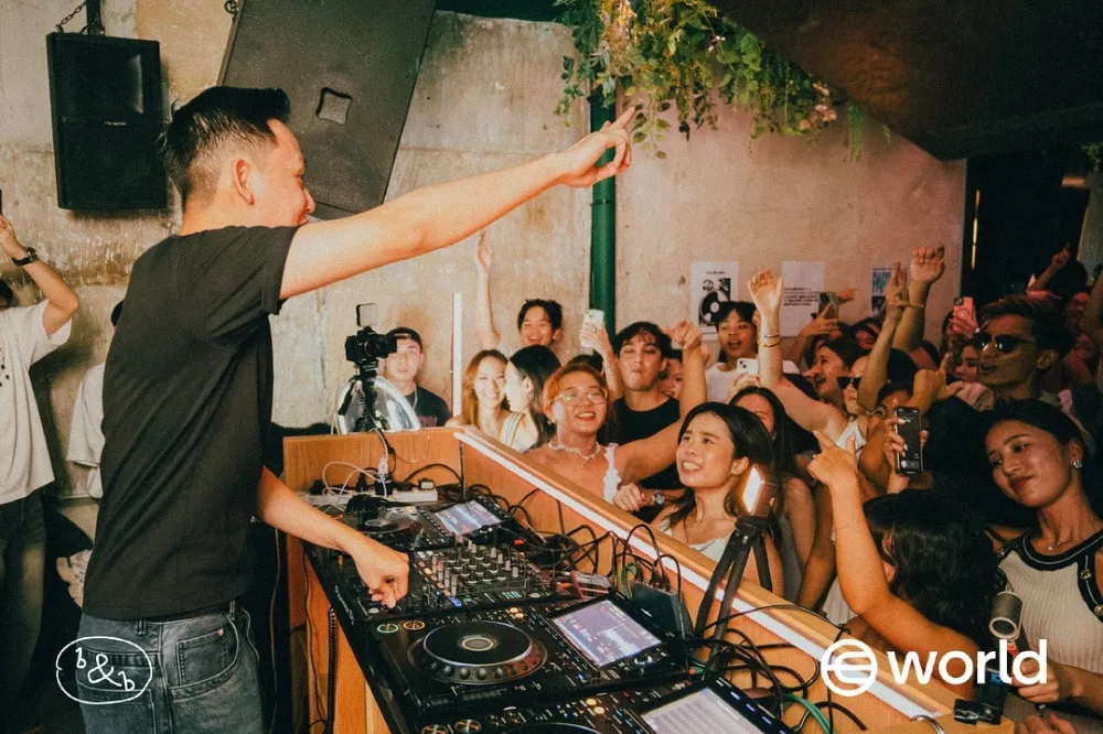 DJ raves