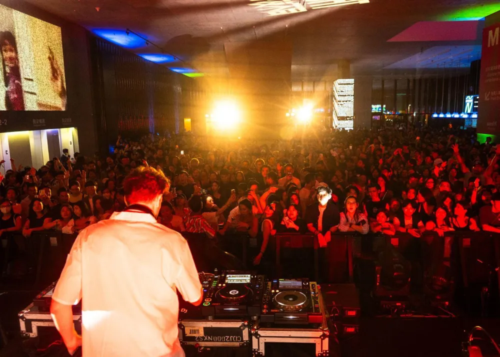 DJ Fabsabs
