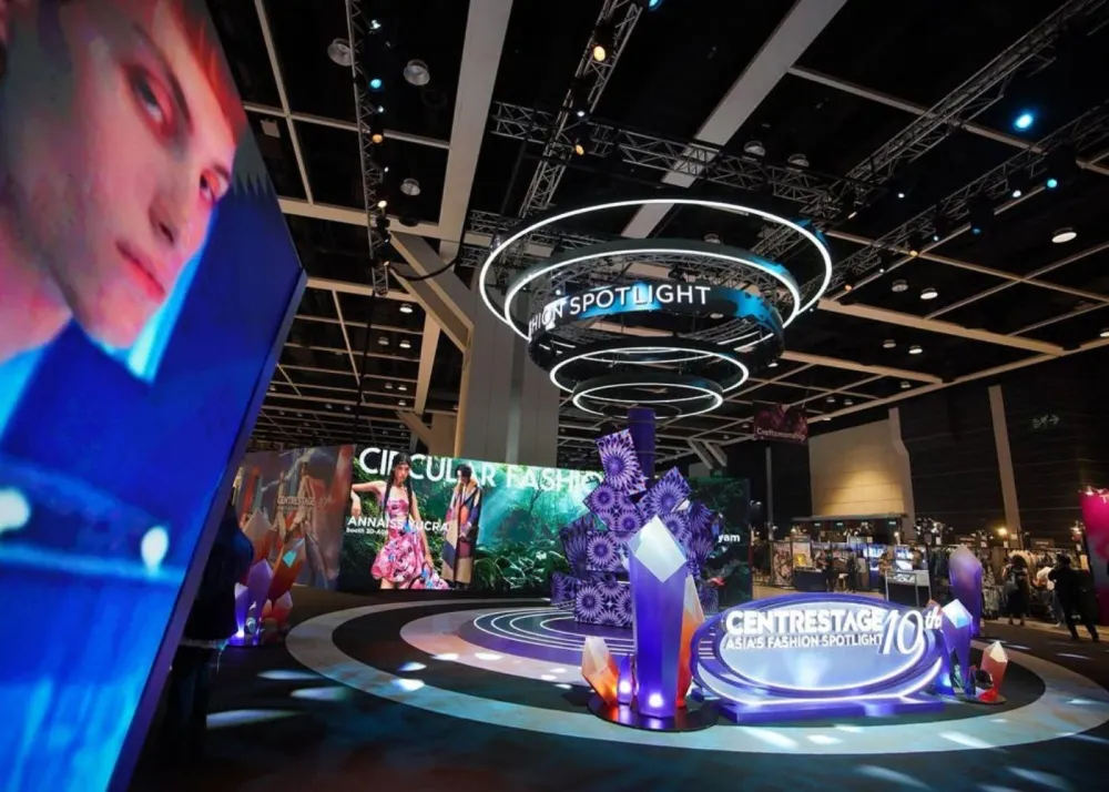 CENTRESTAGE 2025