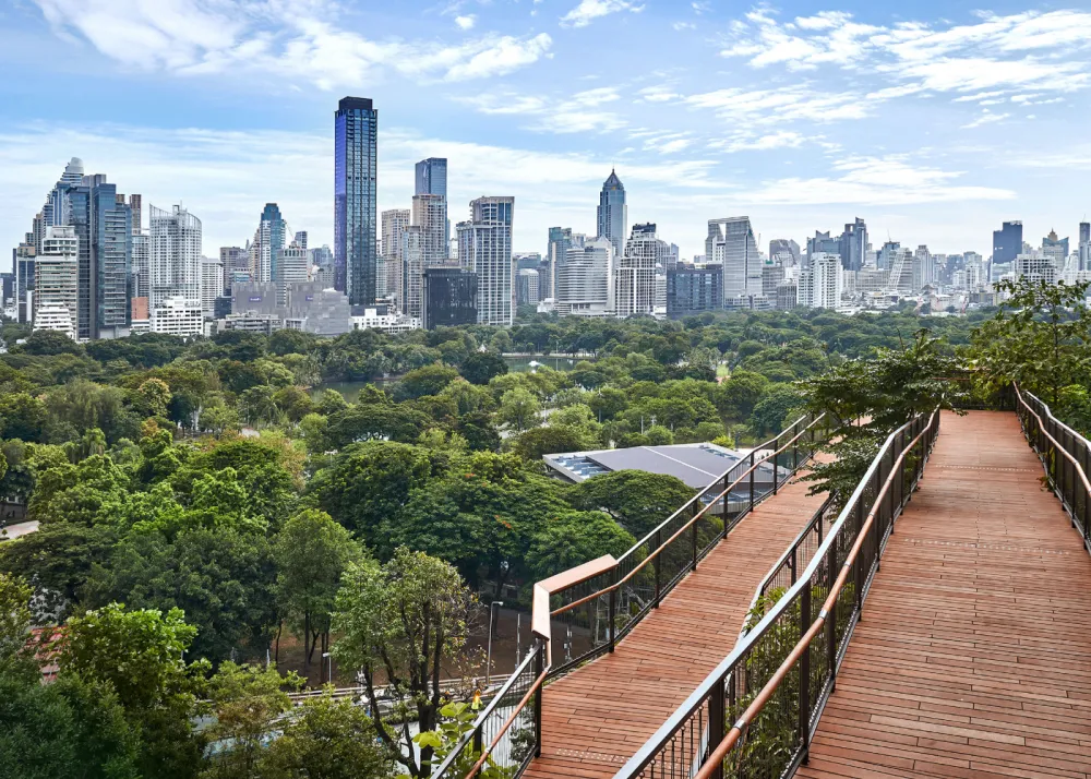 Offers a new perspective of Bangkok