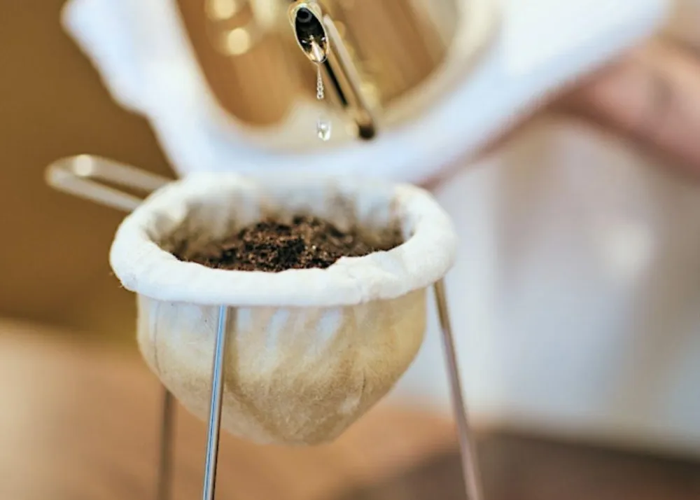 Blue Bottle Studio's Intimate Experience