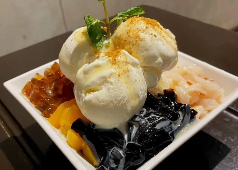 Bao bing dessert