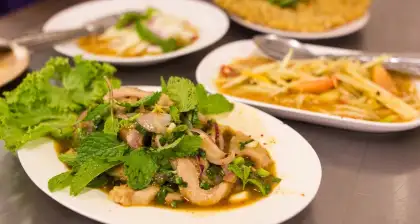 2. Bangkok Best Eats Midnight Food Tour by Tuk Tuk