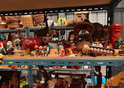 Sakura: Japan Second-Hand Market