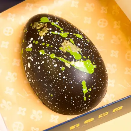 Mont Saint Golden Egg shaped Dubai Chocolat