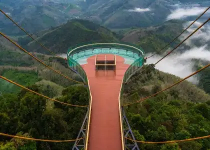 Thailand Longest Skywalk in Suphan Buri to Open in 2025