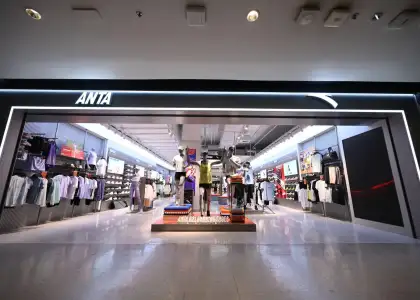 Anta Launches Its First Thailand Store at Central World