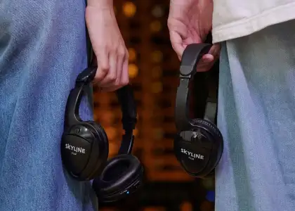 Experience a Romantic Rooftop Movie Date This Holiday Season at River City