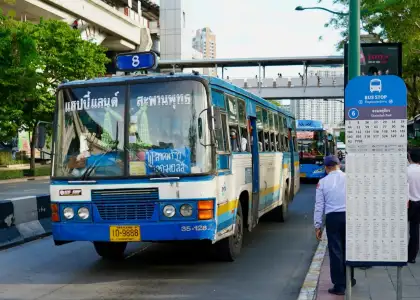 Free Shuttle Between Hua Lam Pong and Krung Thep Aphiwat on Jan 19