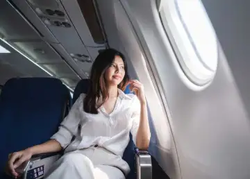 Dry Skin? Beauty Hacks & Skincare Tips for Frequent Flyers