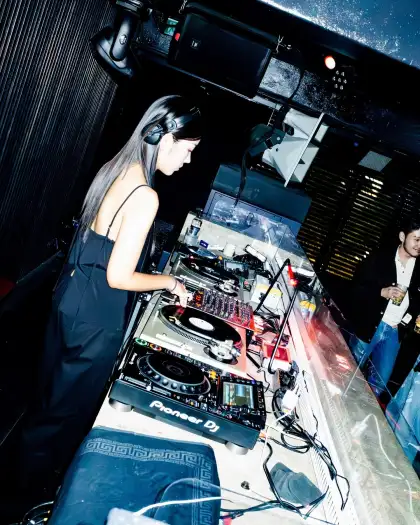 3 VG+ x SX Seoul with Jesse You, Jucid & Railroadman