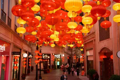 3 Lanterns-Lit Year of the Snake at Lee Tung Avenue