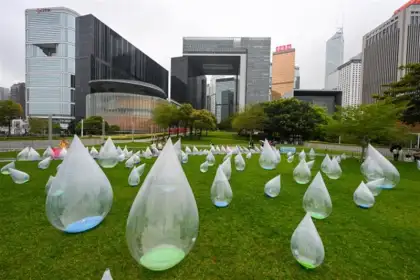 3 Dancing Water Drops Exhibition