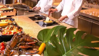 Cafe Azure Buffet at Crowne Plaza Macau