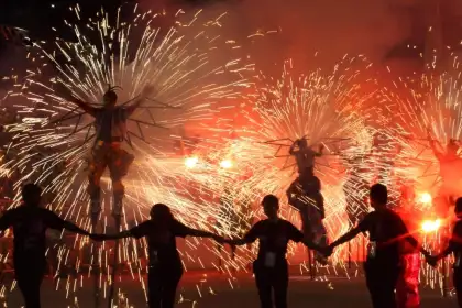 Lee Hin Mun Fiery Parade