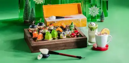 8 Panda Christmasland Afternoon Tea Set