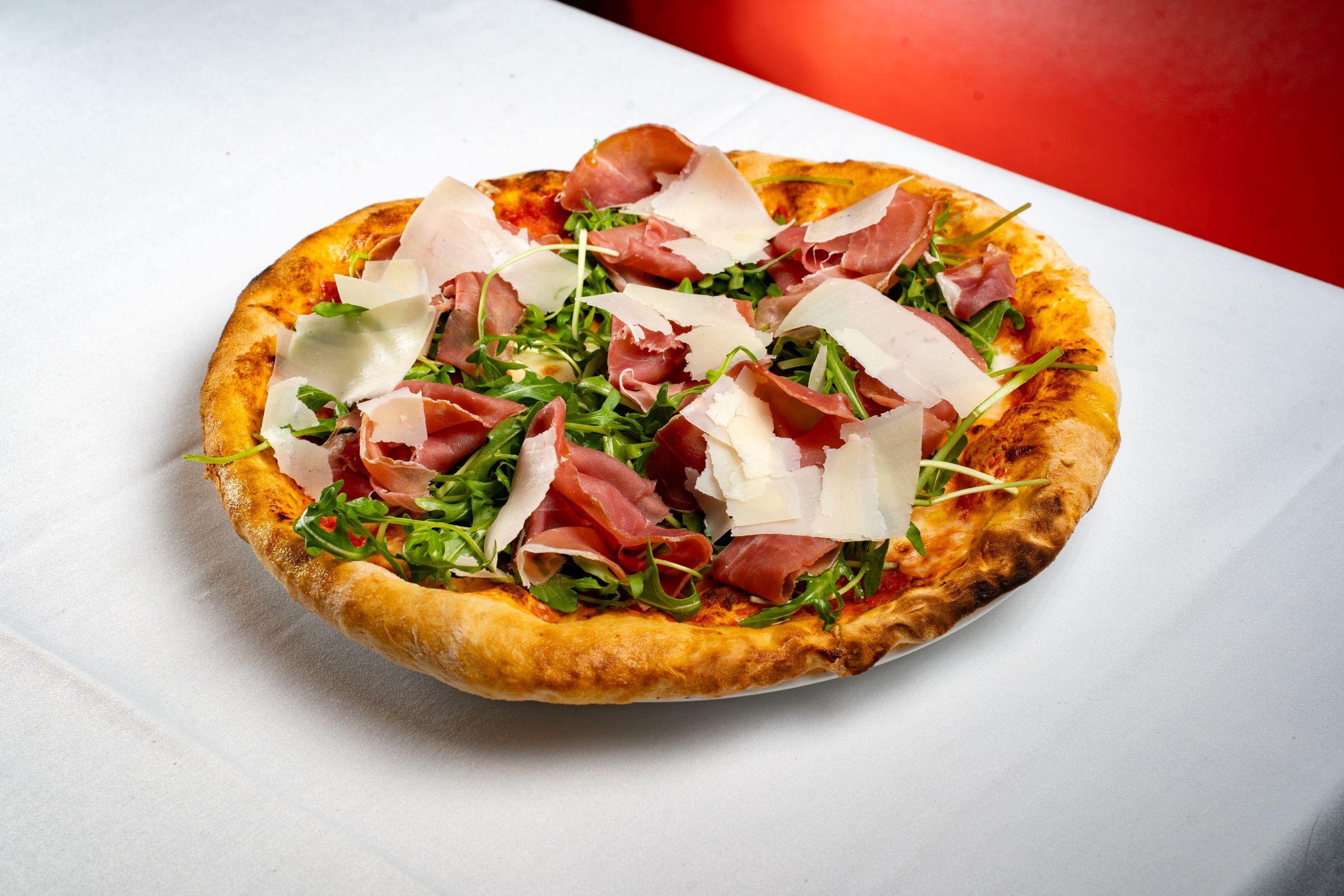 DIVINOPATIO Huo Tui Huo Jian Cai pizza3