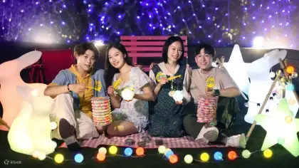 1 apm Outdoor Movie, Lanterns & Moon Admiring Night