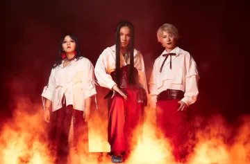 QUEEN BEE Tour 2025 AKU in Hong Kong