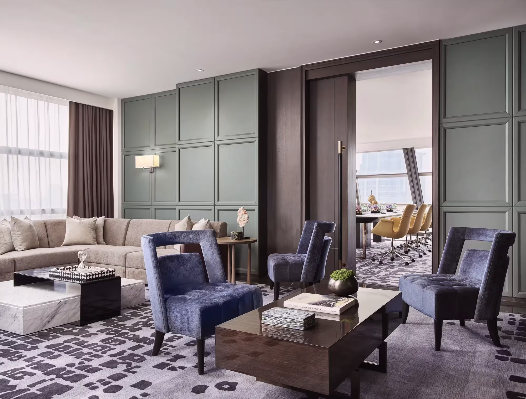 RWBKK 3 0 Brand com Assets Facilties Meeting Room Ploenchit Boardroom