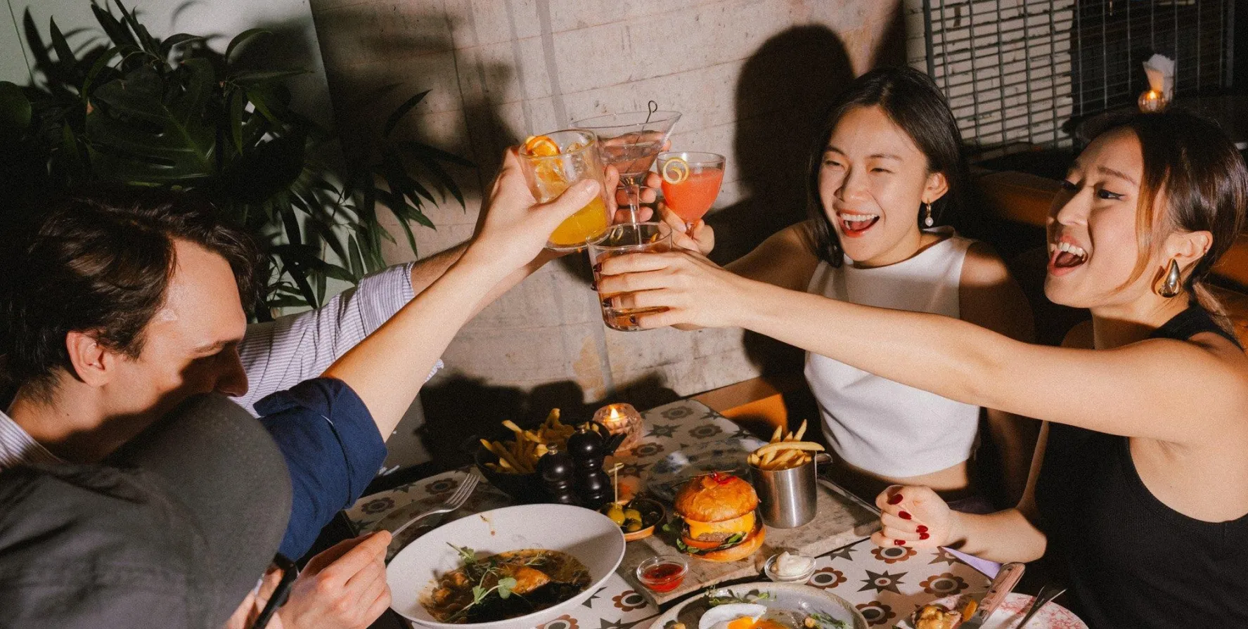 EHK Restaurants Mr Mrs Fox Header