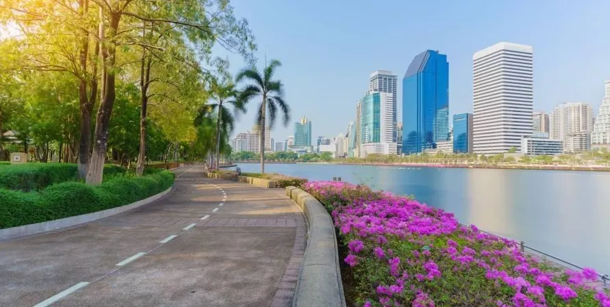 Benchakiti park pic 1