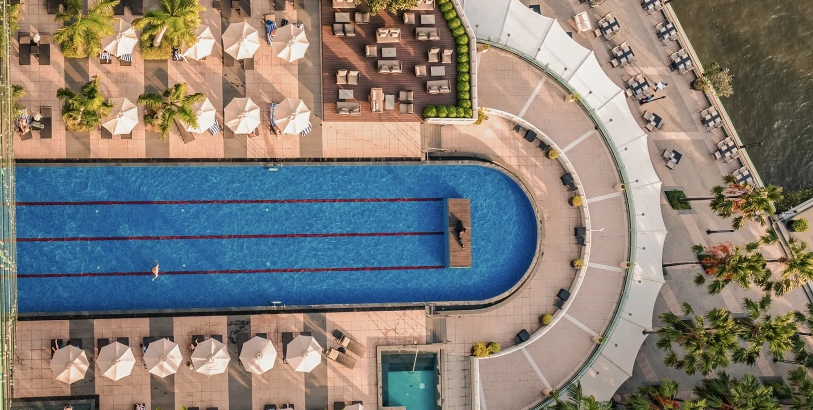 Chatrium Hotel Riverside Bangkok pic 2