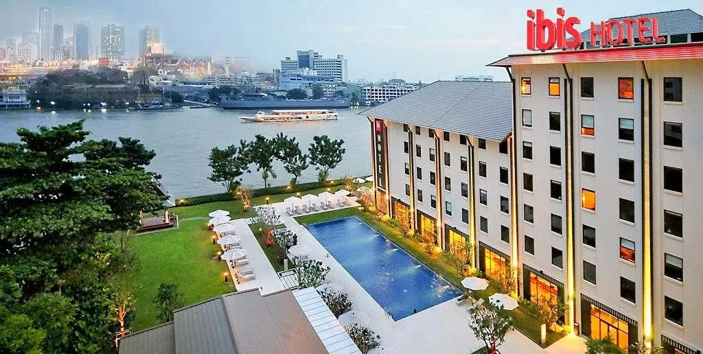 Ibis Bangkok Riverside pic 1