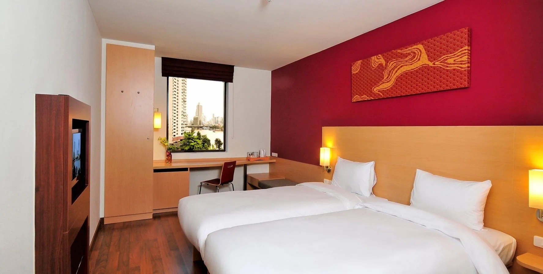 Ibis Bangkok Riverside pic 2