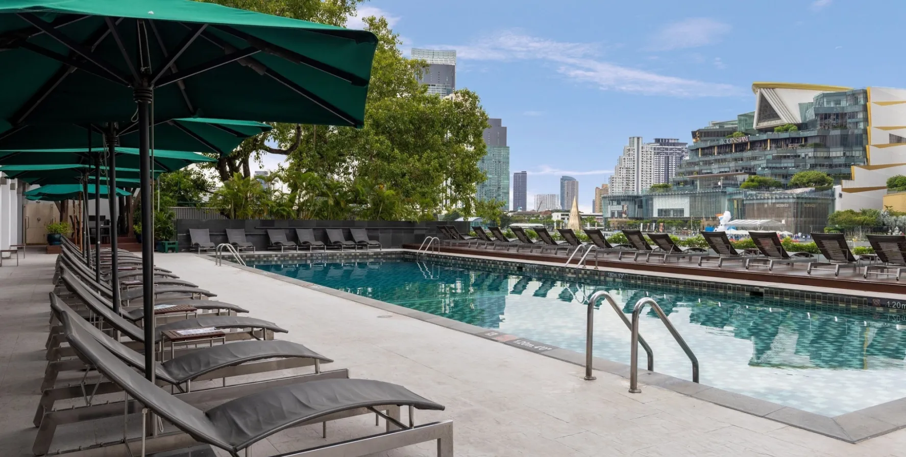 Royal Orchid Sheraton Riverside Hotel Bangkok pic 3