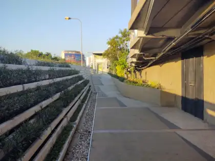 Chao Phraya Sky Park pic