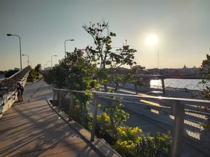 Chao Phraya Sky Park