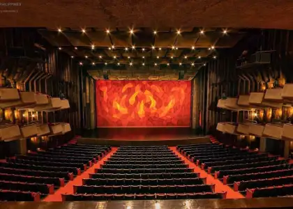 Tanghalang Nicanor Abelardo