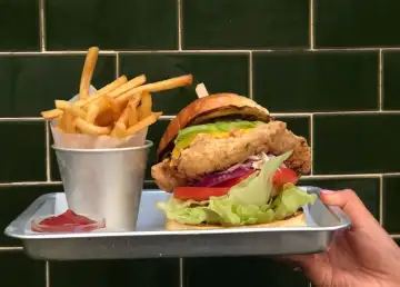 421145099 17993729291525415 6864457790133052094 n