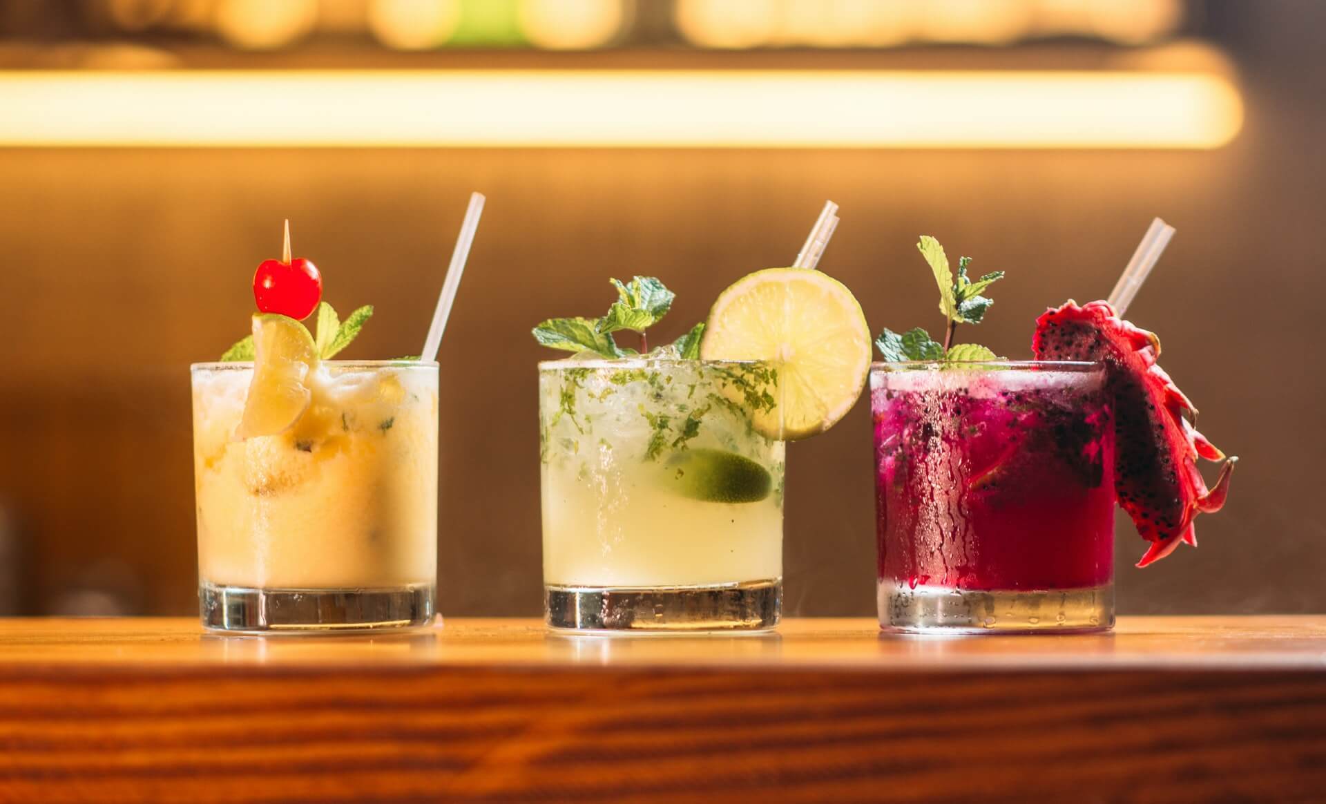 Mojitos with Fruit Garnish