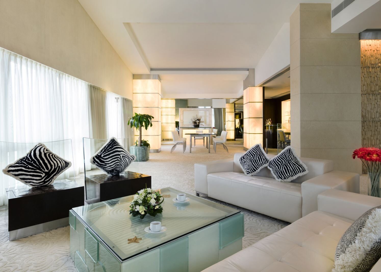 How the 1% are Quarantining in Hong Kong