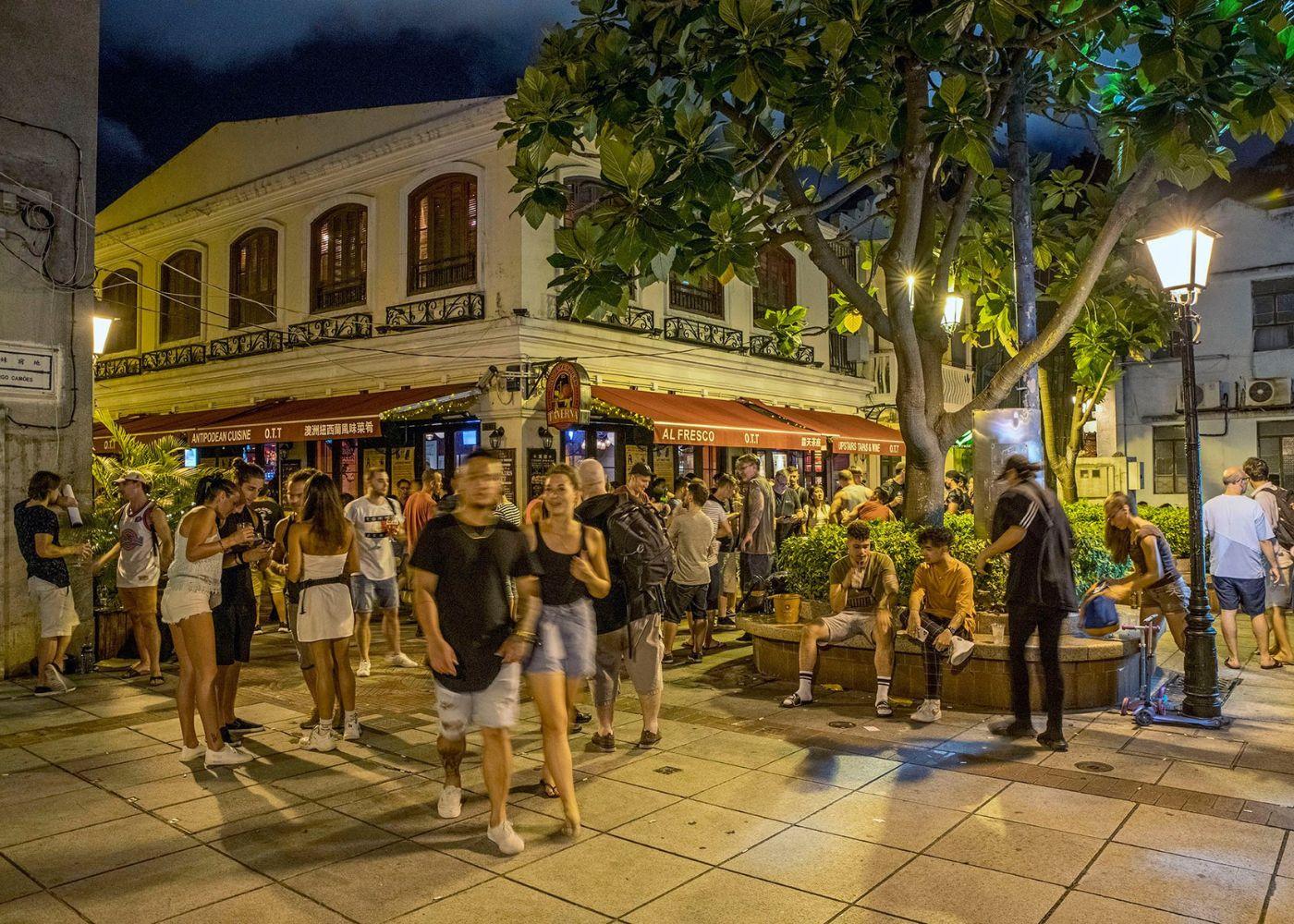 Macau 101: Experience Nightlife at the Best Bars and Clubs of Macau