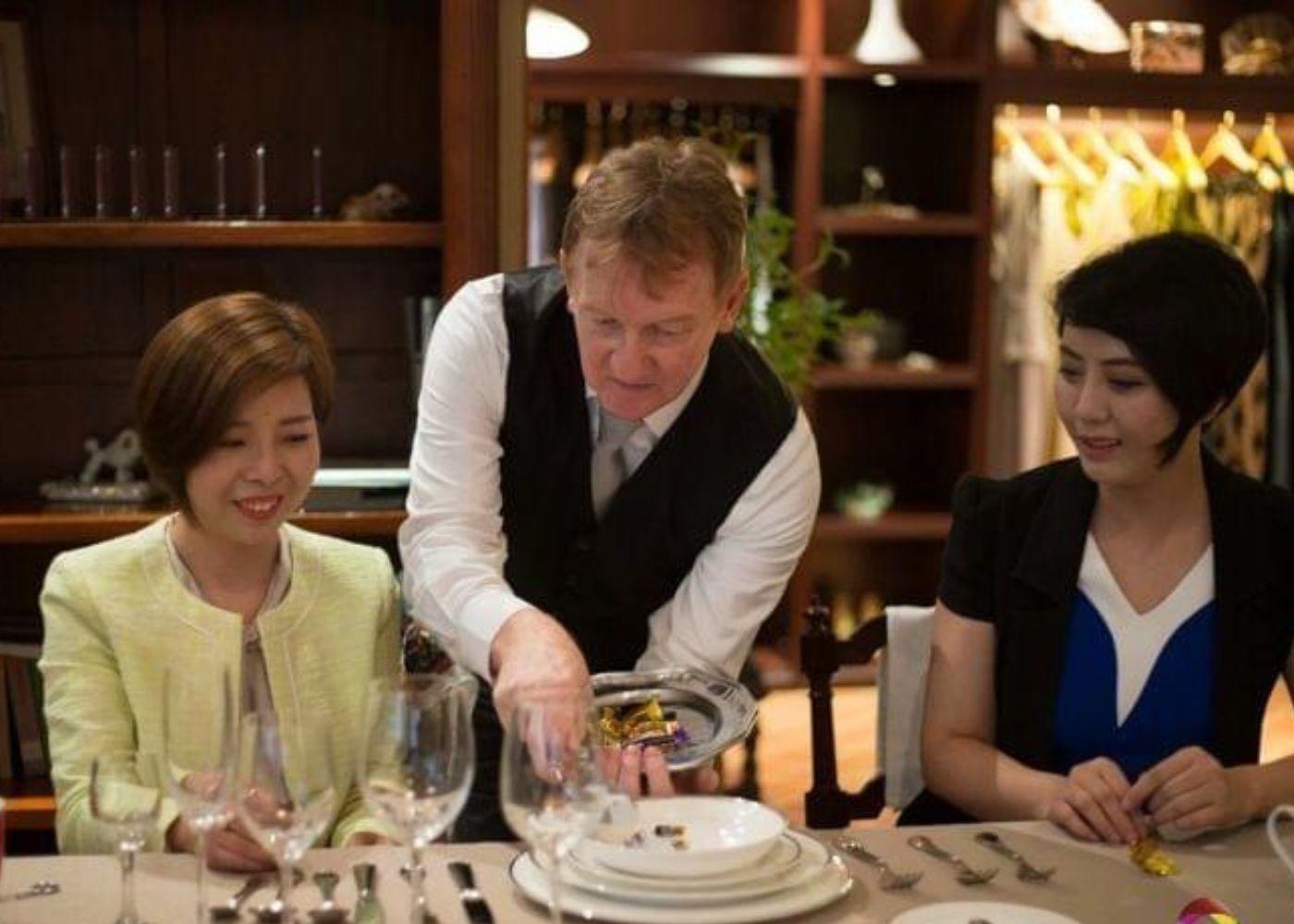 Meet Alistair Warwick-Nelson, China’s Only British Etiquette Expert
