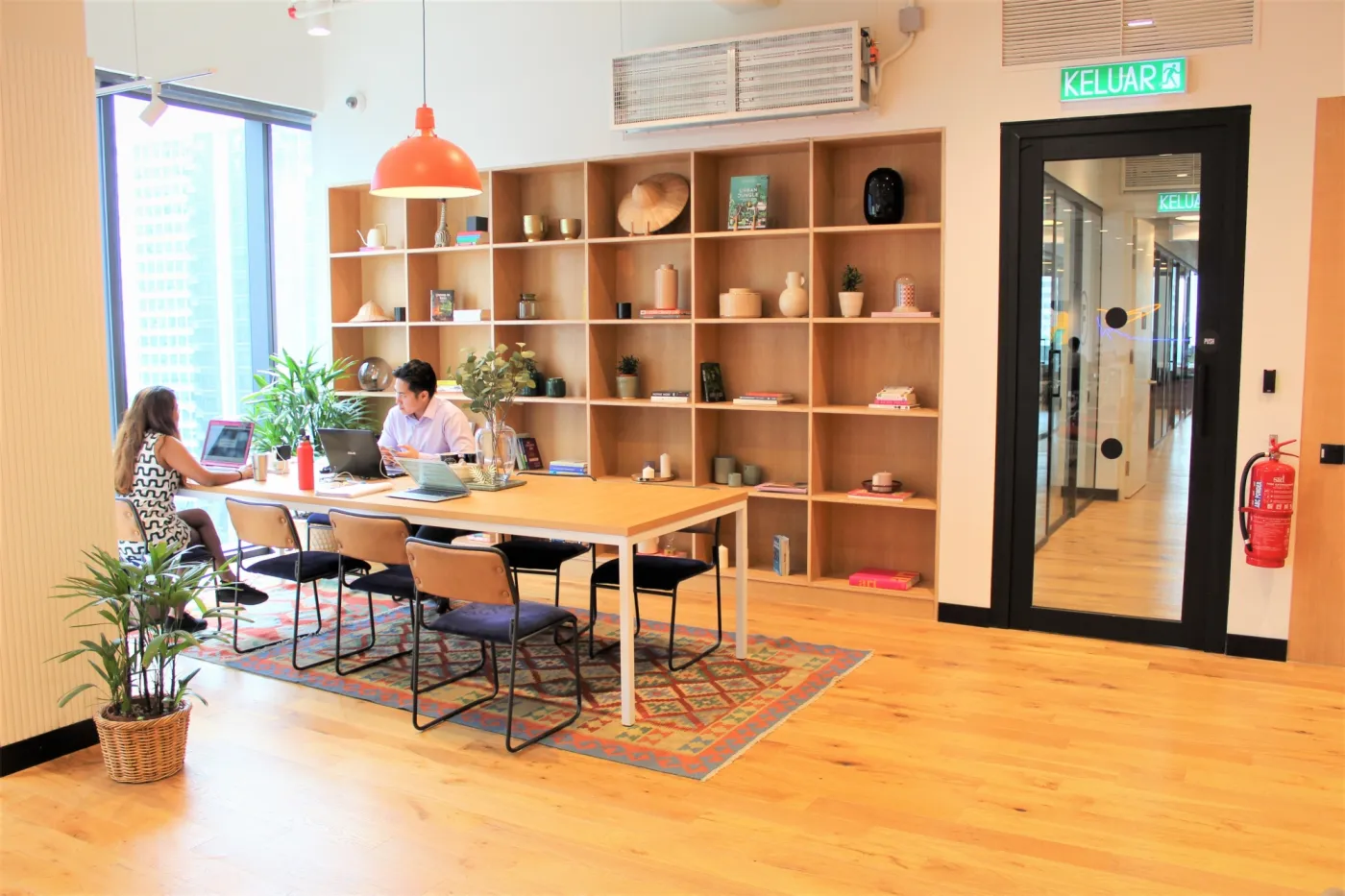 We work equatorial plaza 2